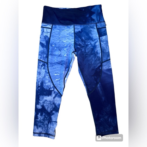 ZYIA Navy Hendrix Pocket Light n Tight Hi-Rise Capri 20” (6-8) NWT 1880 - Picture 5 of 13